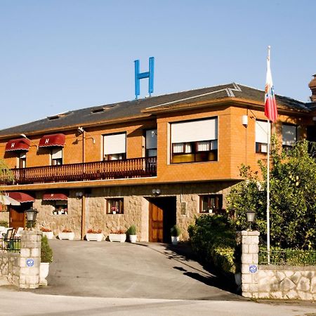 Hosteria Los Sauces Маон Экстерьер фото